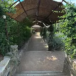 Luxury House, St Tropez 20mns! Stunning View, Serene & Private