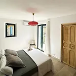 Luxury House, St Tropez 20mns! Stunning View, Serene & Private Grimaud