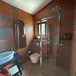 Luxury House, St Tropez 20mns! Stunning View, Serene & Private