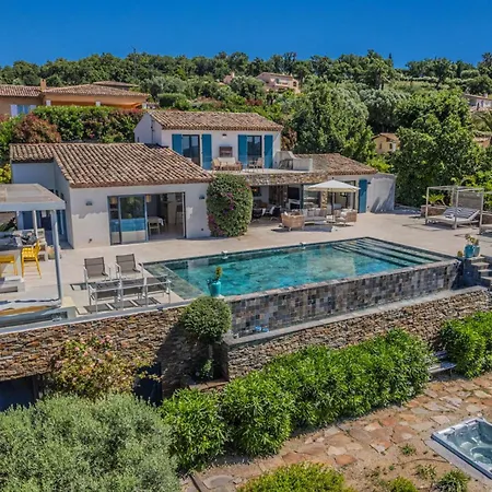 Luxury House, St Tropez 20mns! Stunning View, Serene & Private