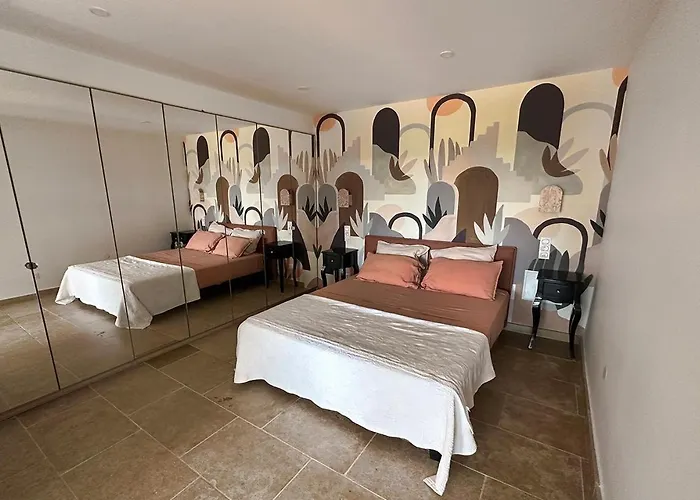 Villa Luxury House, St Tropez 20mns! Stunning View, Serene & Private *