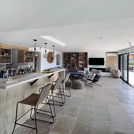 别墅 Luxury House, St Tropez 20mns! Stunning View, Serene & Private 格里莫