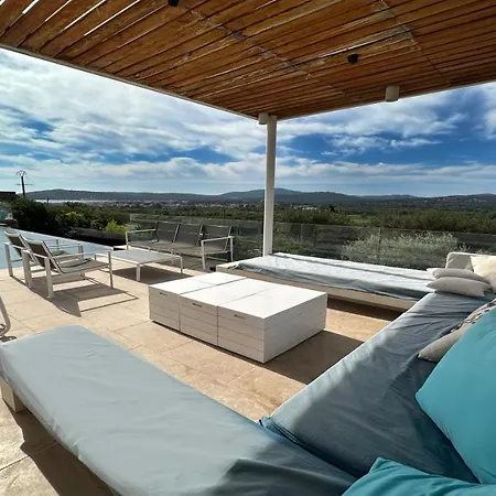 Luxury House, St Tropez 20mns! Stunning View, Serene & Private *