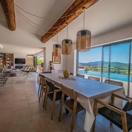 Luxury House, St Tropez 20mns! Stunning View, Serene & Private Vila Grimaud
