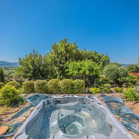 Luxury House, St Tropez 20mns! Stunning View, Serene & Private *