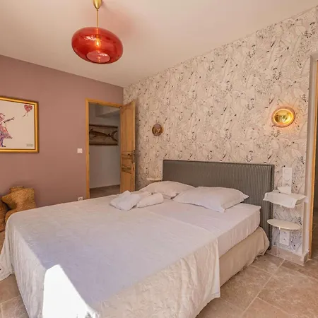Luxury House, St Tropez 20mns! Stunning View, Serene & Private Grimaud
