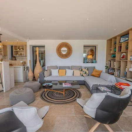 Luxury House, St Tropez 20mns! Stunning View, Serene & Private Villa *