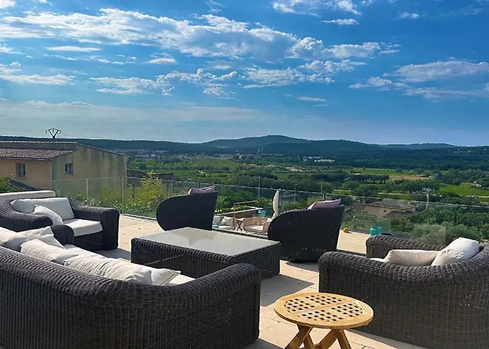Luxury House, St Tropez 20mns! Stunning View, Serene & Private Villa