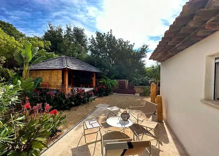 Villa Luxury House, St Tropez 20mns! Stunning View, Serene & Private *